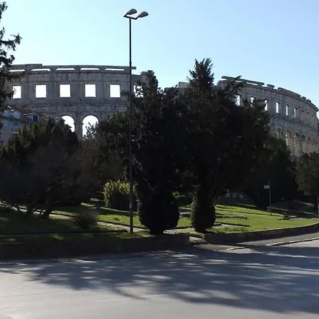 Arenastreet Next To The Amphitheater * Pula